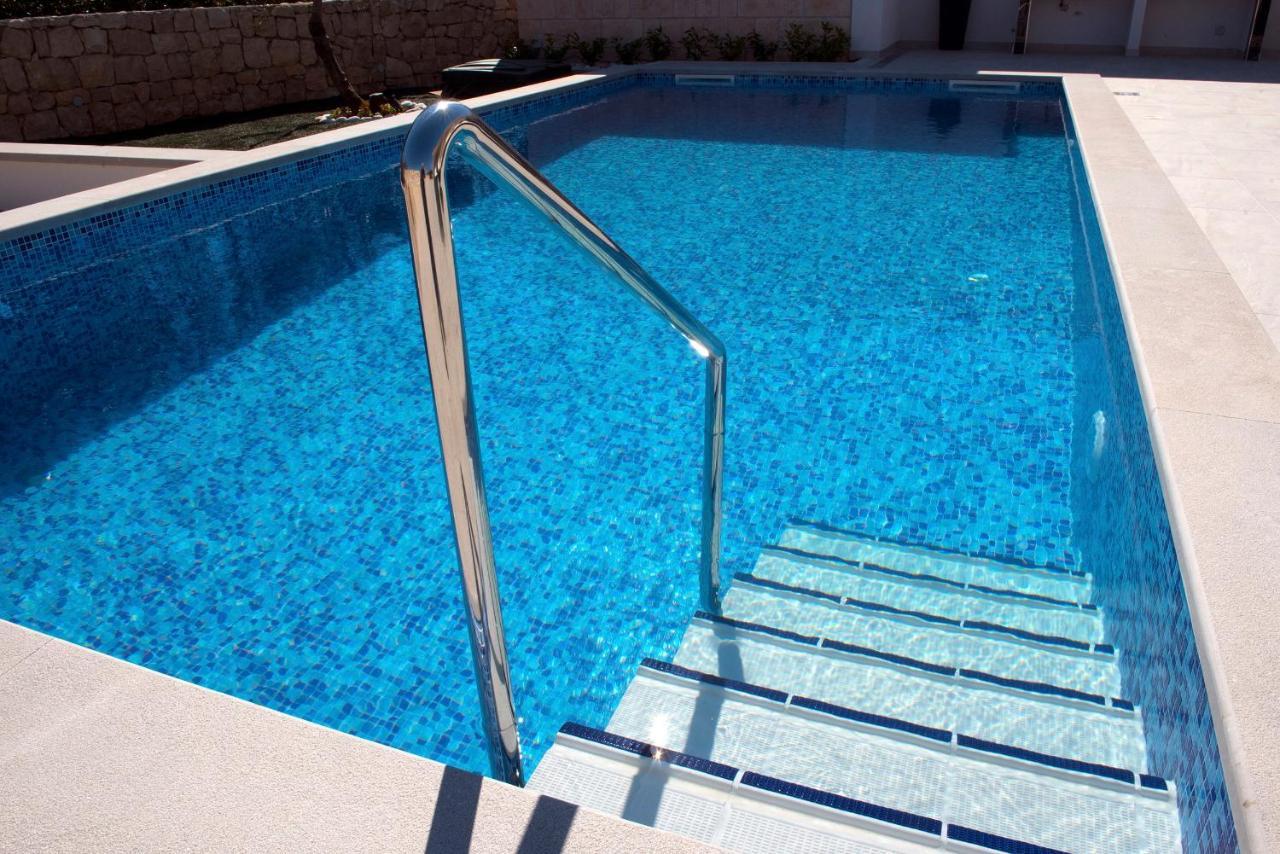 Apartment Holiday Home Doma, Cilipi Near Dubrovnik ภายนอก รูปภาพ