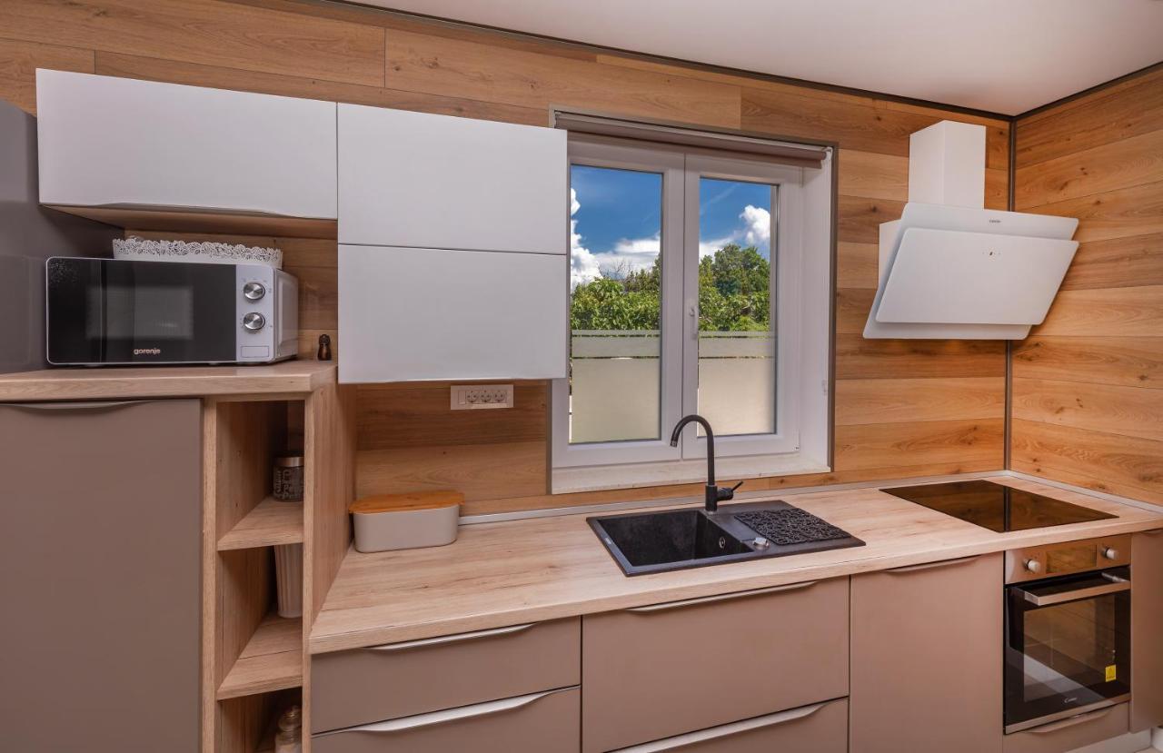 Apartment Holiday Home Doma, Cilipi Near Dubrovnik ภายนอก รูปภาพ